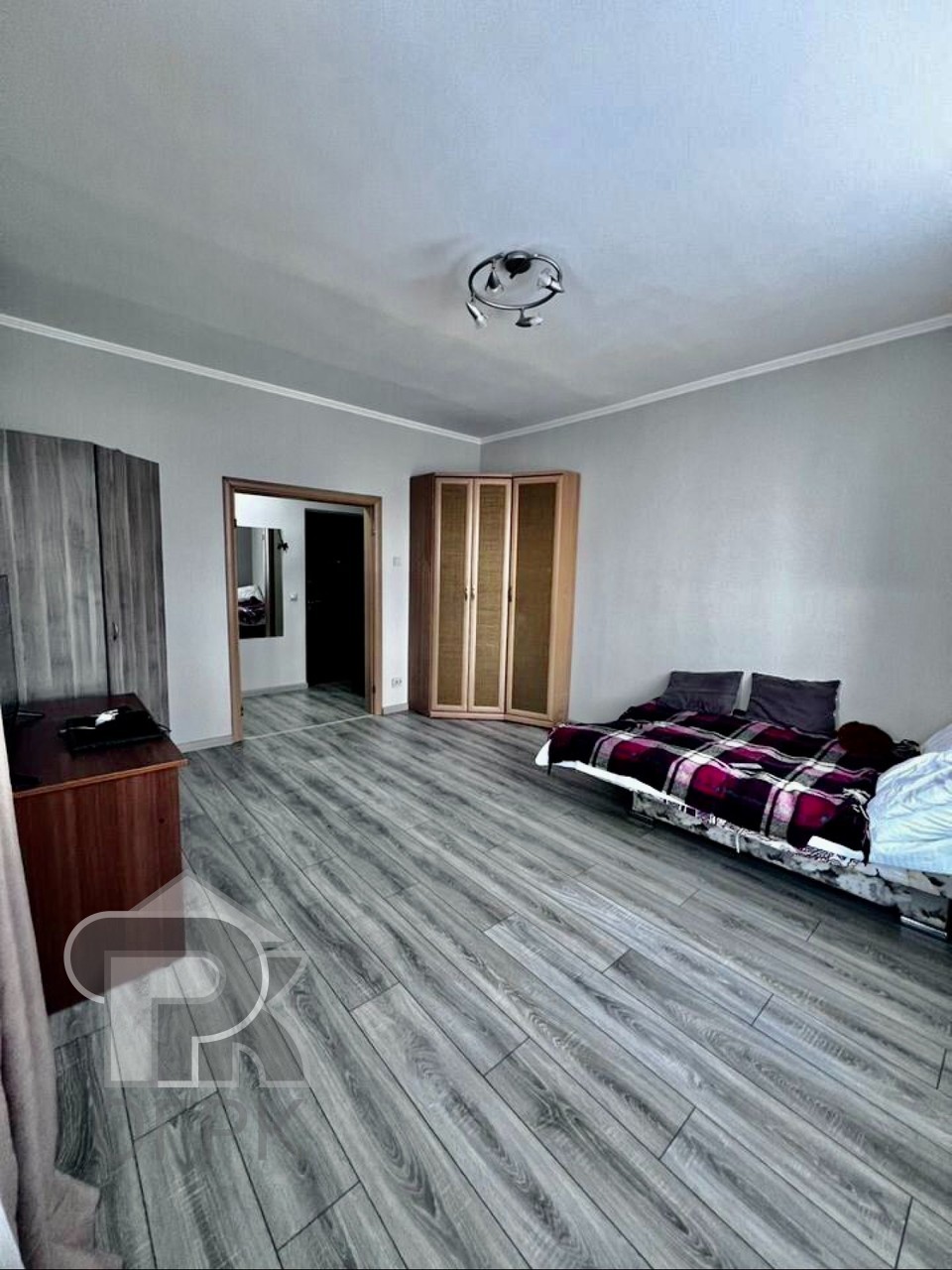 Купить 1-комнатную квартиру, №388237