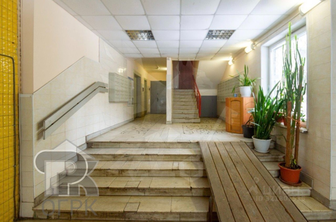 Купить 3-комнатную квартиру, №387975