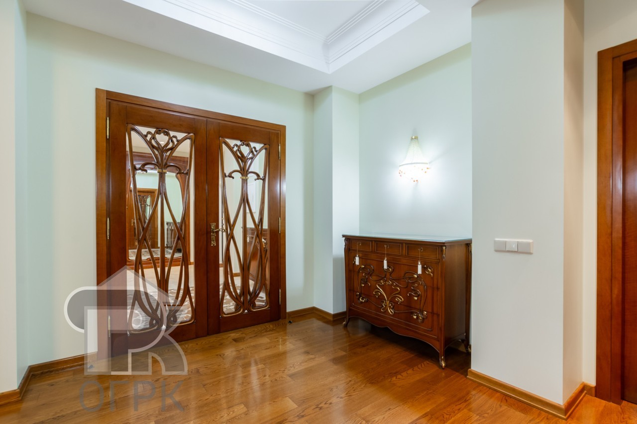 Купить 3-комнатную квартиру, №387275