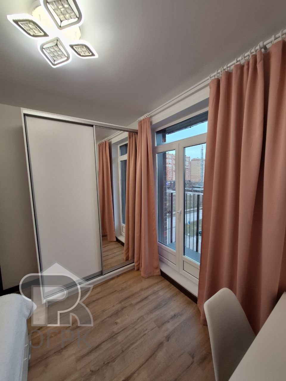 Купить 3-комнатную квартиру, №388076