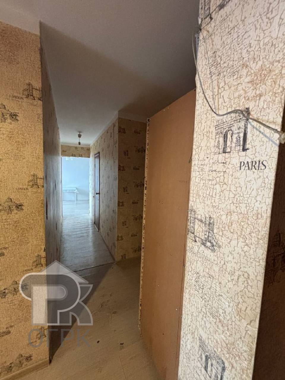 Купить 4-комнатную квартиру, №388511