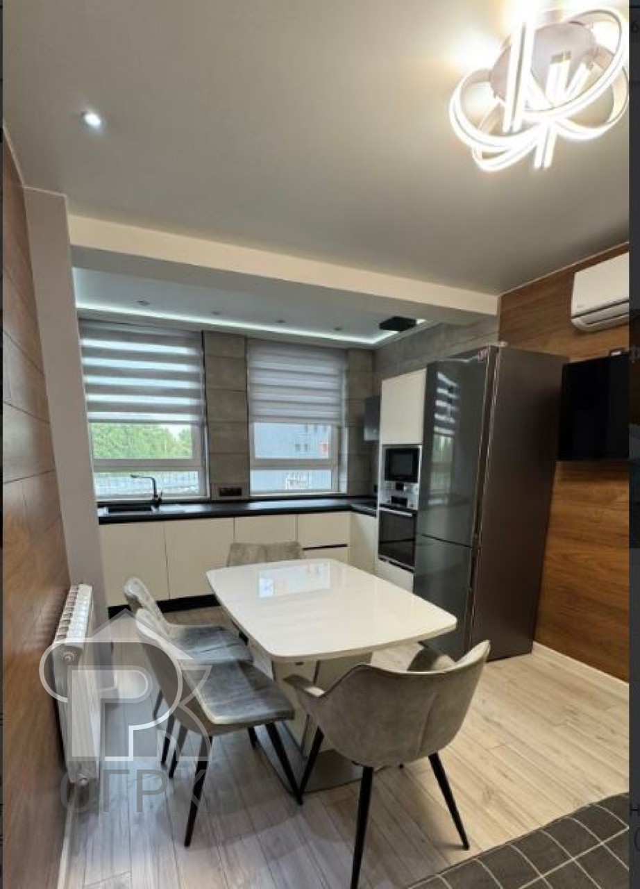 Купить 2-комнатную квартиру, №388117