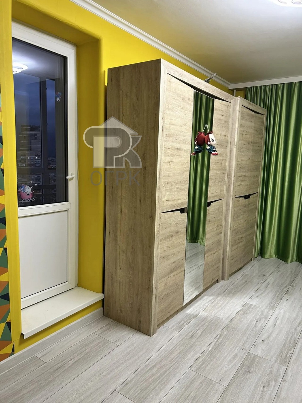 Купить 3-комнатную квартиру, №378406