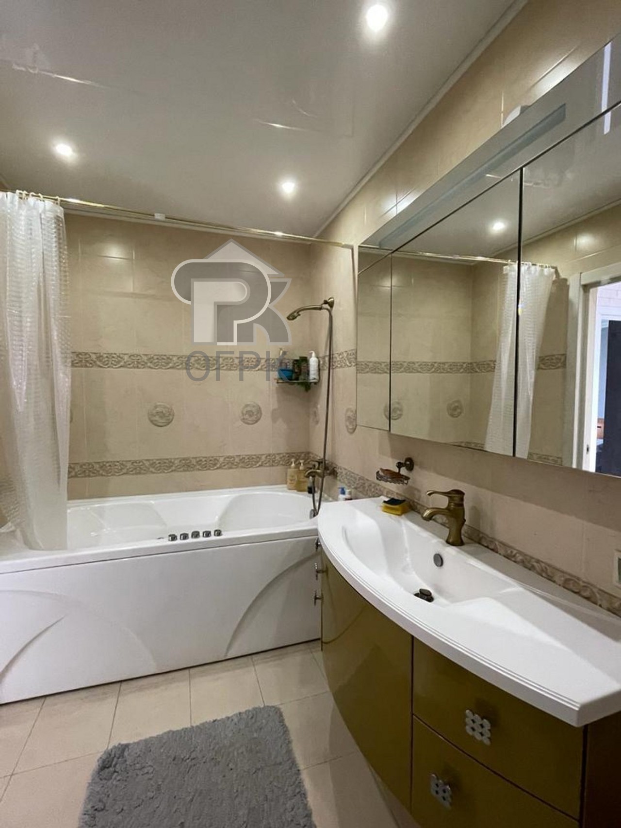 Купить 3-комнатную квартиру, №376418