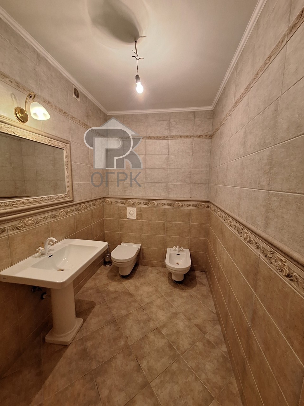 Купить 4-комнатную квартиру, №369192