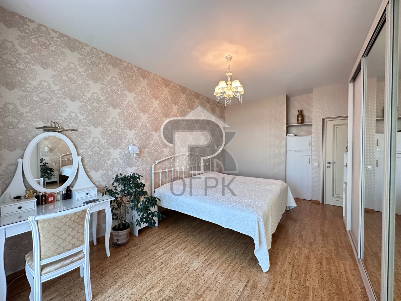 Купить 3-комнатную квартиру, №388981