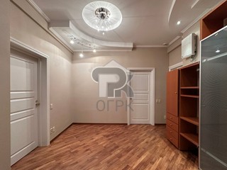 Купить 4-комнатную квартиру, №388305