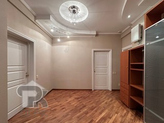 Купить 4-комнатную квартиру, №388305