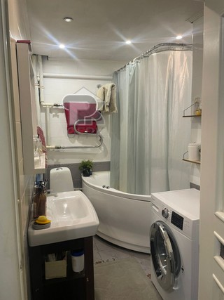 Купить 3-комнатную квартиру, №387283