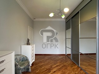 Купить 4-комнатную квартиру, №388305