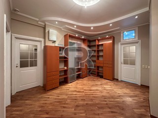 Купить 4-комнатную квартиру, №388305