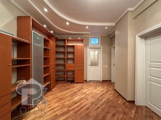 Купить 4-комнатную квартиру, №388305