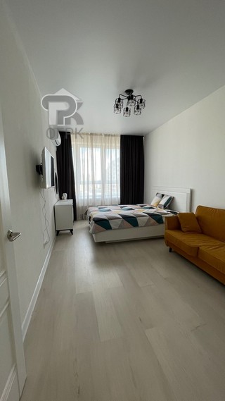 Купить 1-комнатную квартиру, №390596