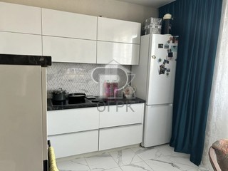Купить 3-комнатную квартиру, №378406