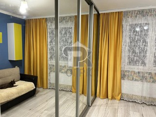 Купить 3-комнатную квартиру, №378406