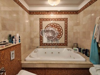 Купить 6-комнатную квартиру, №387978