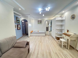 Купить 1-комнатную квартиру, №384600