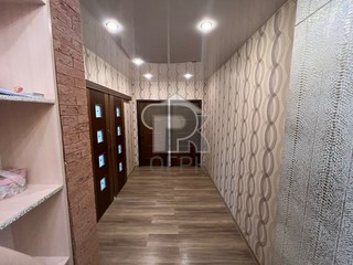 Купить 3-комнатную квартиру, №372902