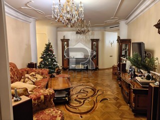 Купить 6-комнатную квартиру, №387978