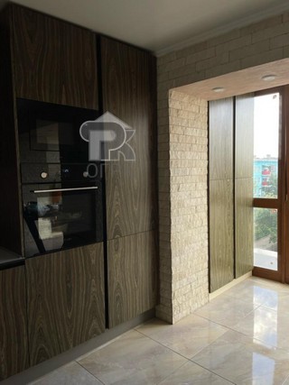 Купить 3-комнатную квартиру, №376418