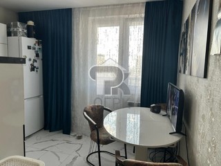 Купить 3-комнатную квартиру, №378406