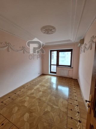 Купить 3-комнатную квартиру, №369062