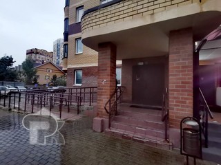 Купить 3-комнатную квартиру, №386686