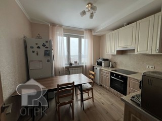 Купить 3-комнатную квартиру, №384807