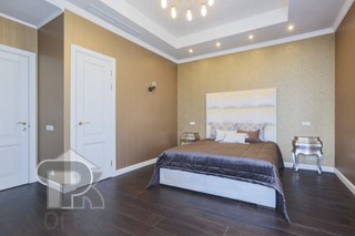 Купить 4-комнатную квартиру, №387262