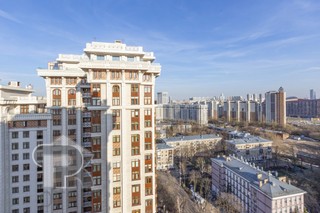 Купить 4-комнатную квартиру, №387262