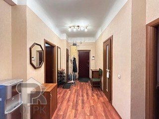 Купить 4-комнатную квартиру, №389226