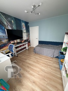 Купить 3-комнатную квартиру, №390366