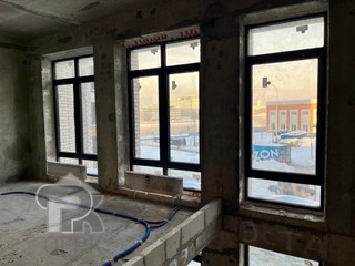 Купить 4-комнатную квартиру, №388170