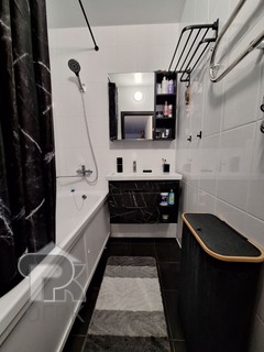 Купить 3-комнатную квартиру, №388076