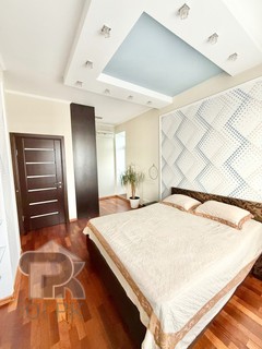 Купить 3-комнатную квартиру, №387955