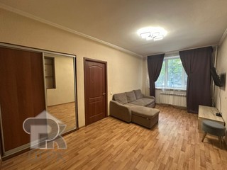 Купить 1-комнатную квартиру, №386252