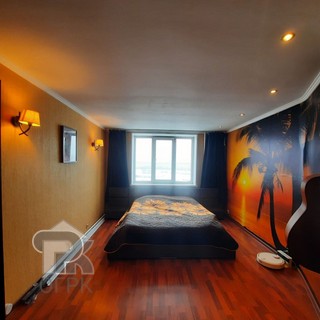 Купить 5-комнатную квартиру, №388445