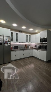 Купить 4-комнатную квартиру, №388099