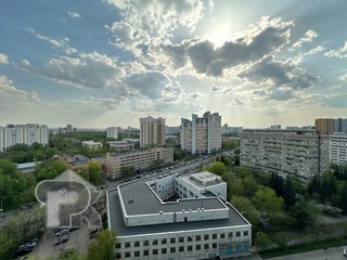 Купить 4-комнатную квартиру, №383804