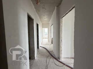 Купить 3-комнатную квартиру, №391647
