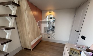 Купить 4-комнатную квартиру, №387649