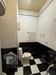 Купить 4-комнатную квартиру, №388275