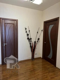 Купить 3-комнатную квартиру, №392365