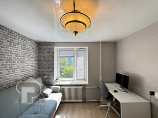 Купить 4-комнатную квартиру, №390624