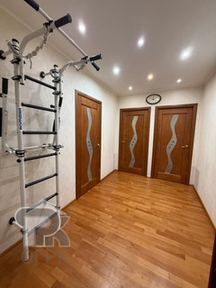 Купить 3-комнатную квартиру, №387757