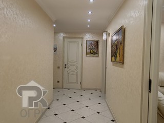 Купить 3-комнатную квартиру, №389130