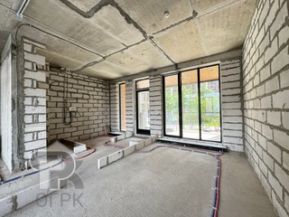 Купить 4-комнатную квартиру, №388170