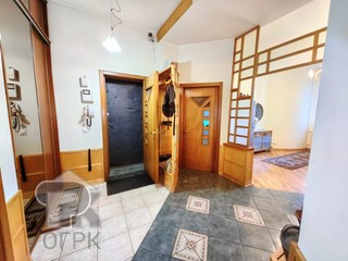 Купить 4-комнатную квартиру, №386857