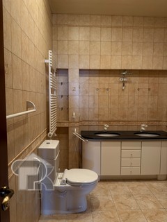 Купить 3-комнатную квартиру, №388291