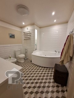 Купить 4-комнатную квартиру, №388079